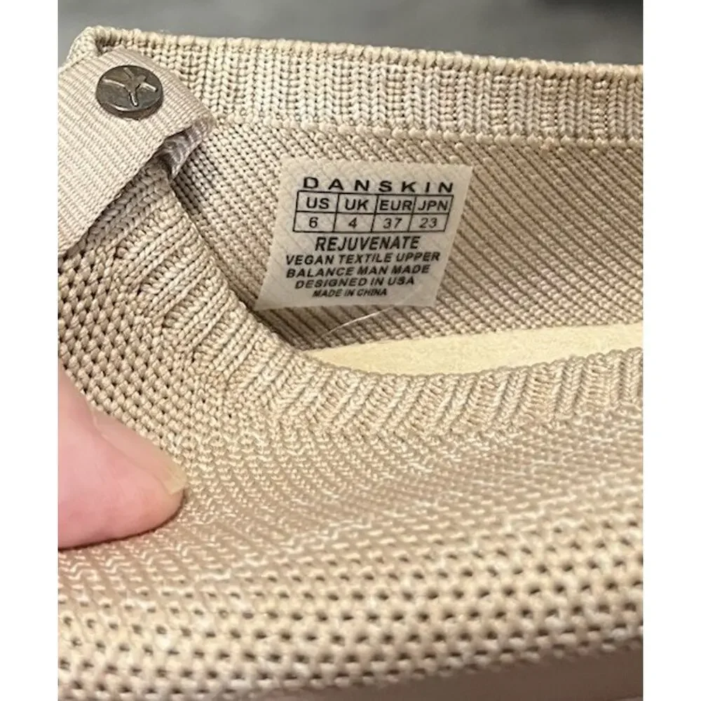 Danskin Luxe Knit Ballet Flats Light Tan Comfy Lightweight Size 6